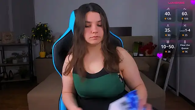 Viola  Shy online show from February 10, 11:31 pm