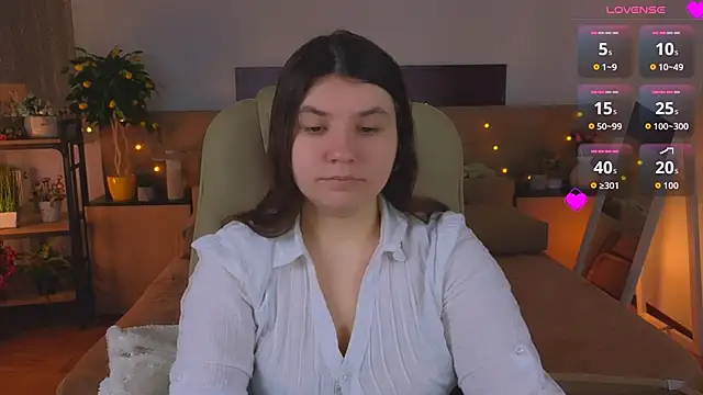 Viola  Shy online show from April 12, 7:19 pm