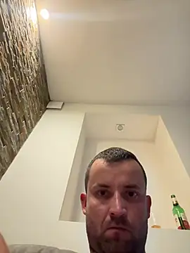 Snapshot of MateoKimiBi chatting on May 9, 10:59 pm MateoKimiBi online show from May 9, 10:59 pm