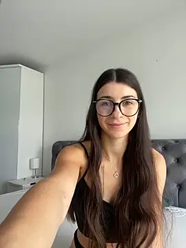 Snapshot of Wildberry_ chatting on June 17, 8:50 am Wildberry online show from June 17, 8:50 am
