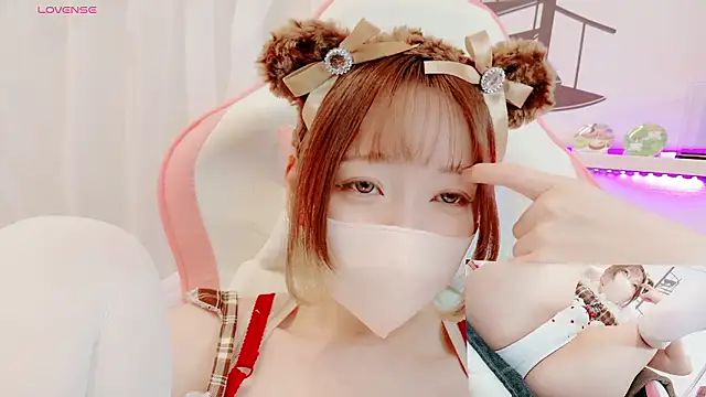 Snapshot of yuayua854 chatting on May 3, 4:29 am yuayua854 online show from May 3, 4:29 am