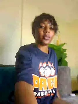 Snapshot of Sexxy_mariana chatting on July 18, 1:10 am Sexxy mariana online show from July 18, 1:10 am