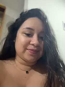 Snapshot of Pretty_Isadora chatting on May 27, 4:31 am Pretty Isadora online show from May 27, 4:31 am