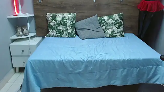 Hunter Ignis online show from March 9, 3:01 am