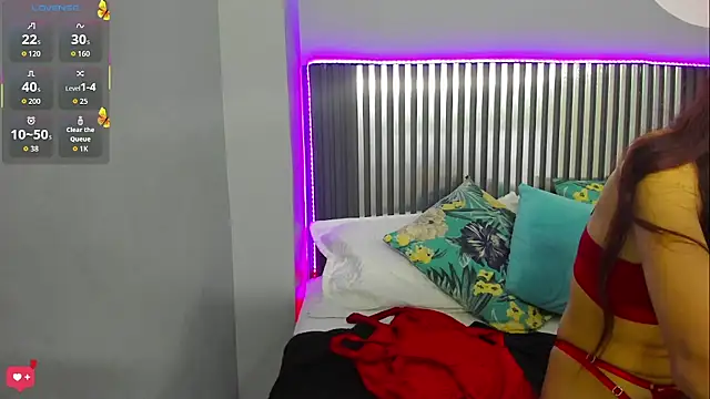 Hunter Ignis online show from February 8, 3:26 pm