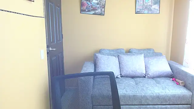 Snapshot of Kerly_Lopez chatting on January 20, 6:53 pm Kerly Lopez online show from January 20, 6:53 pm