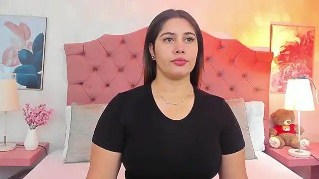 ThyaraJhons online show from April 2, 12:03 pm