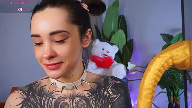 EvaCanton online show from February 5, 2:16 am