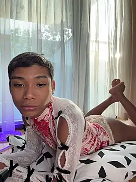 alejo cute online show from April 18, 4:33 pm