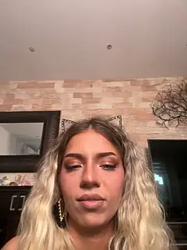 maddisonblush online show from September 20, 4:08 pm