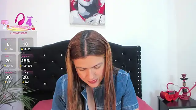 Snapshot of Alexandra_Torress chatting on July 15, 12:32 pm Alexandra Torress online show from July 15, 12:32 pm