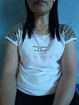 Snapshot of Asian_girl13 chatting on May 27, 1:57 am Asian girl13 online show from May 27, 1:57 am