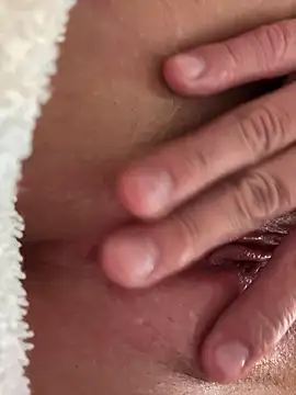 Snapshot of AriesHeriess chatting on September 27, 2:27 am AriesHeriess online show from September 27, 2:27 am