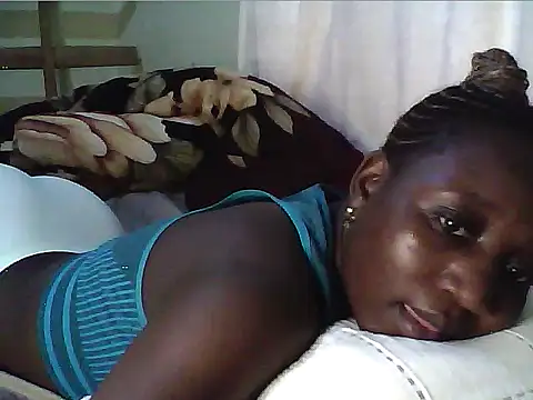 Snapshot of Adaline-Paris chatting on April 21, 2:56 pm Adaline-Paris online show from April 21, 2:56 pm