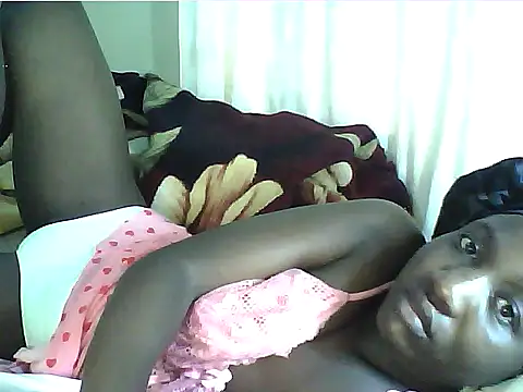 Snapshot of Adaline-Paris chatting on April 26, 4:43 am Adaline-Paris online show from April 26, 4:43 am