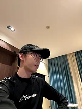 1a1a1alll online show from December 4, 3:10 pm