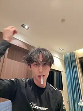 1a1a1alll online show from April 12, 8:14 pm