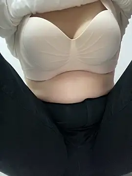 Milk Mom99 online show from March 8, 9:57 am