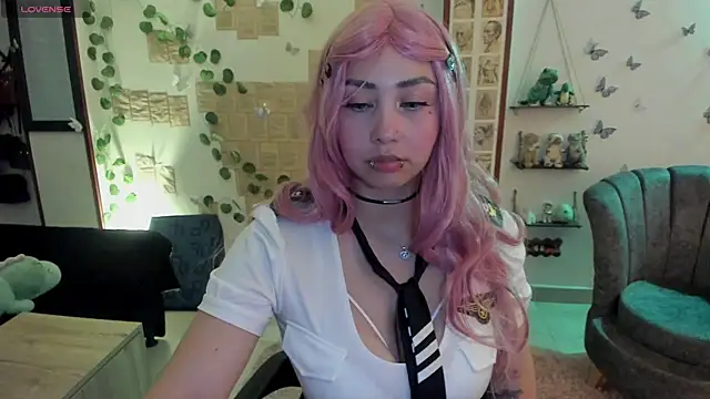 Snapshot of Fiore_Sanz_ chatting on July 9, 2:59 am Fiore Sanz online show from July 9, 2:59 am