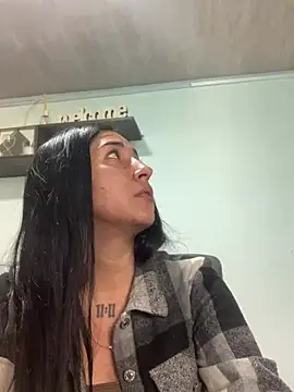 Snapshot of luna_asss chatting on February 5, 3:20 pm luna asss online show from February 5, 3:20 pm