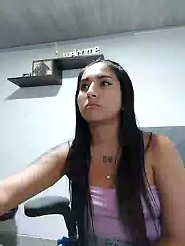 Snapshot of luna_asss chatting on February 8, 8:42 pm luna asss online show from February 8, 8:42 pm