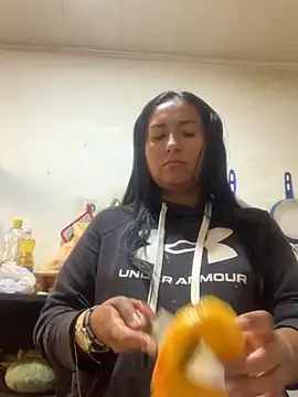 Snapshot of luna_asss chatting on September 17, 3:35 pm luna asss online show from September 17, 3:35 pm