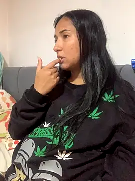 Snapshot of luna_asss chatting on October 14, 2:18 pm luna asss online show from October 14, 2:18 pm