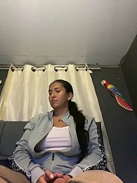 Snapshot of luna_asss chatting on May 14, 3:24 am luna asss online show from May 14, 3:24 am
