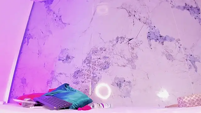 Snapshot of Kim_Baker1 chatting on October 7, 8:17 pm Kim Baker1 online show from October 7, 8:17 pm