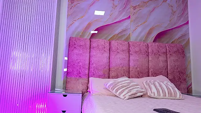 kendal rossi online show from February 10, 11:58 am