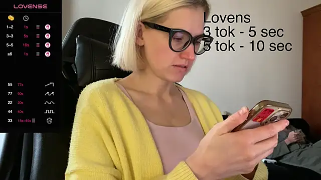 Sexy Sweets online show from October 25, 10:12 am