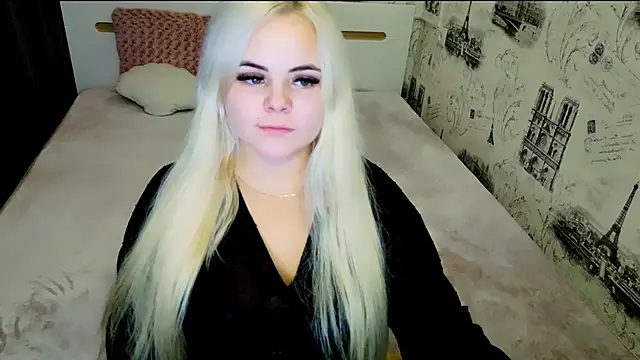 lovely-eyes online show from October 30, 8:09 pm