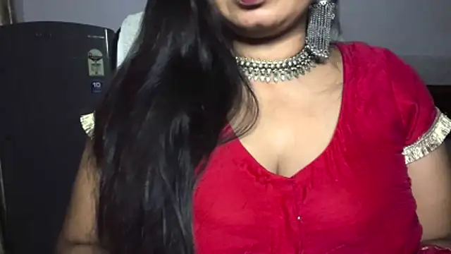 Snapshot of Gulaboo_bhabi chatting on June 14, 5:15 pm Gulaboo bhabi online show from June 14, 5:15 pm