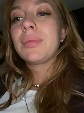 Snapshot of Sweet___Emily chatting on December 28, 7:54 pm Sweet   Emily online show from December 28, 7:54 pm