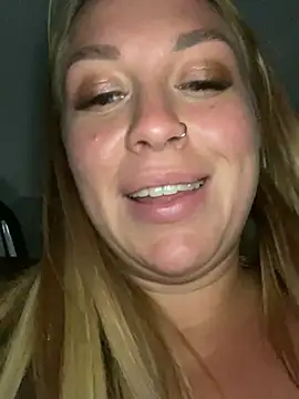 Snapshot of Sweet___Emily chatting on March 13, 5:39 pm Sweet   Emily online show from March 13, 5:39 pm