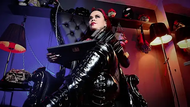 MorganaCrowley online show from February 7, 12:42 pm