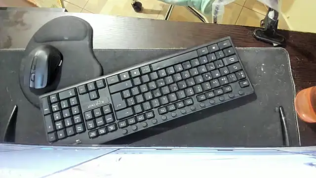 Amy Walker online show from March 11, 5:30 pm