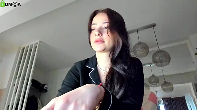 Snapshot of IreneVON chatting on May 2, 3:55 am IreneVON online show from May 2, 3:55 am