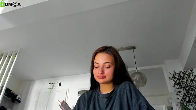 Snapshot of IreneVON chatting on June 11, 4:32 am IreneVON online show from June 11, 4:32 am
