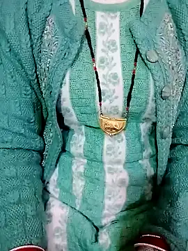 Snapshot of Slim_bhabhi chatting on December 30, 9:05 am Slim bhabhi online show from December 30, 9:05 am