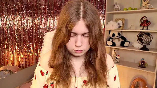 FioraMarmoris online show from April 22, 6:27 am