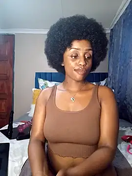 Queen-Chocolate online show from January 24, 10:30 pm