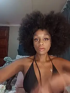 Snapshot of Queen-Chocolate chatting on June 14, 4:03 am Queen-Chocolate online show from June 14, 4:03 am