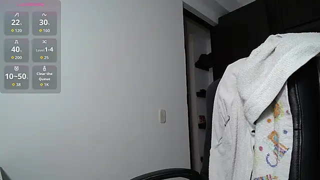 venelope1 online show from April 18, 2:37 am