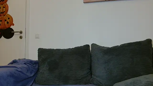 Jasmin-White online show from November 29, 10:13 pm