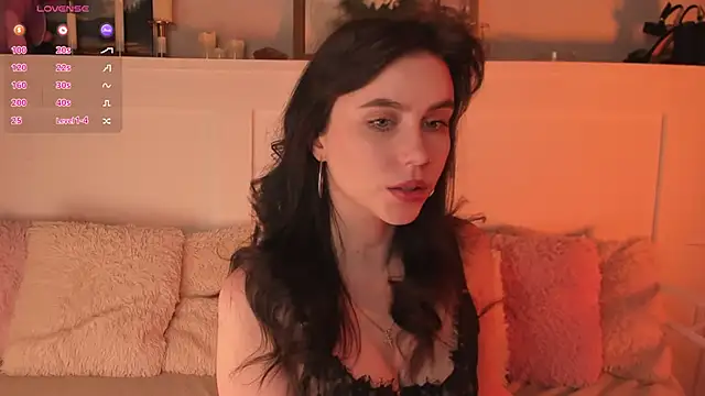 UnaMedison online show from March 22, 9:23 am