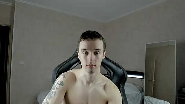 Snapshot of MasonWarholl chatting on February 5, 2:26 pm MasonWarholl online show from February 5, 2:26 pm