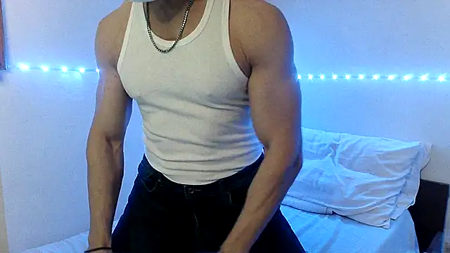 Alexx Fit023 online show from December 16, 9:03 am