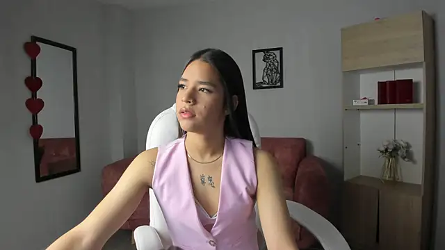 Snapshot of Alice23jones chatting on March 15, 2:12 pm Alice23jones online show from March 15, 2:12 pm