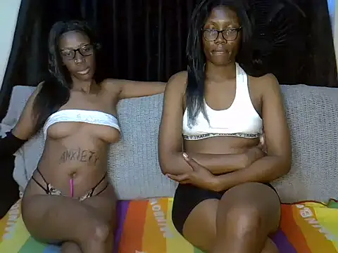 sweet ebonies online show from April 7, 10:48 am